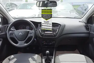 HYUNDAI I20 1.25 LP Comfort Polar White+ Vezetett Szerviz+Kevés KM+ Mo.-i 1. Tulaj+ 3X-S GARANCIA!!!