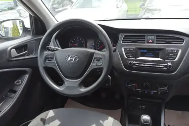 HYUNDAI I20 1.25 LP Comfort Polar White+ Vezetett Szerviz+Kevés KM+ Mo.-i 1. Tulaj+ 3X-S GARANCIA!!!