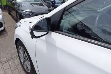HYUNDAI I20 1.25 LP Comfort Polar White+ Vezetett Szerviz+Kevés KM+ Mo.-i 1. Tulaj+ 3X-S GARANCIA!!!
