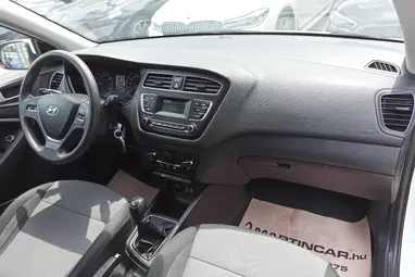 HYUNDAI I20 1.25 LP Comfort Polar White+ Vezetett Szerviz+Kevés KM+ Mo.-i 1. Tulaj+ 3X-S GARANCIA!!!