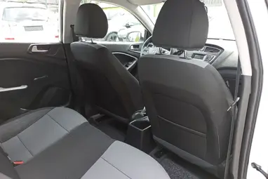 HYUNDAI I20 1.25 LP Comfort Polar White+ Vezetett Szerviz+Kevés KM+ Mo.-i 1. Tulaj+ 3X-S GARANCIA!!!