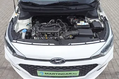 HYUNDAI I20 1.25 LP Comfort Polar White+ Vezetett Szerviz+Kevés KM+ Mo.-i 1. Tulaj+ 3X-S GARANCIA!!!