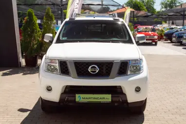 NISSAN NAVARA 4WD Double 2.5D SE EURO5 Polar White+ Vezetett Szervíz+ Keveset Futott+ Mo.-i 1. Tulaj+ 3X-s GARANCIA!!!