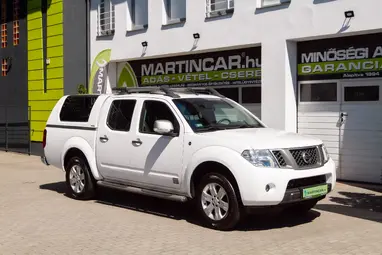 NISSAN NAVARA 4WD Double 2.5D SE EURO5 Polar White+ Vezetett Szervíz+ Keveset Futott+ Mo.-i 1. Tulaj+ 3X-s GARANCIA!!!