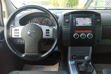 NISSAN NAVARA 4WD Double 2.5D SE EURO5 Polar White+ Vezetett Szervíz+ Keveset Futott+ Mo.-i 1. Tulaj+ 3X-s GARANCIA!!!