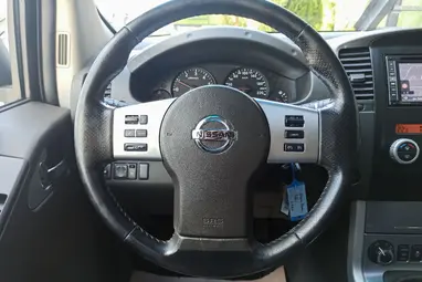 NISSAN NAVARA 4WD Double 2.5D SE EURO5 Polar White+ Vezetett Szervíz+ Keveset Futott+ Mo.-i 1. Tulaj+ 3X-s GARANCIA!!!