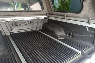 NISSAN NAVARA 4WD Double 2.5D SE EURO5 Polar White+ Vezetett Szervíz+ Keveset Futott+ Mo.-i 1. Tulaj+ 3X-s GARANCIA!!!