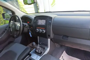 NISSAN NAVARA 4WD Double 2.5D SE EURO5 Polar White+ Vezetett Szervíz+ Keveset Futott+ Mo.-i 1. Tulaj+ 3X-s GARANCIA!!!