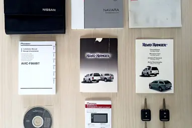 NISSAN NAVARA 4WD Double 2.5D SE EURO5 Polar White+ Vezetett Szervíz+ Keveset Futott+ Mo.-i 1. Tulaj+ 3X-s GARANCIA!!!