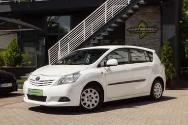 TOYOTA VERSO 1.6 Terra (5 személyes ) Super White+ Friss Műszaki!+ Mo-i 1. Tulaj+ Szép Állapot+ 3X-S GARANCIA!!!