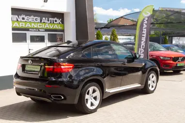 BMW X6 xDrive30d (Automata) Gloss Black+ Egyedi Belső+Ritkaság+ Keveset Futott+ 3X-S GARANCIA!!!
