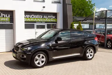 BMW X6 xDrive30d (Automata) Gloss Black+ Egyedi Belső+Ritkaság+ Keveset Futott+ 3X-S GARANCIA!!!