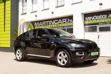 BMW X6 xDrive30d (Automata) Gloss Black+ Egyedi Belső+Ritkaság+ Keveset Futott+ 3X-S GARANCIA!!!