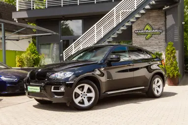 BMW X6 xDrive30d (Automata) Gloss Black+ Egyedi Belső+Ritkaság+ Keveset Futott+ 3X-S GARANCIA!!!