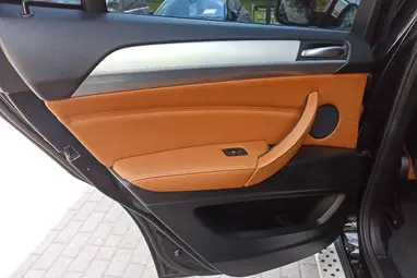 BMW X6 xDrive30d (Automata) Gloss Black+ Egyedi Belső+Ritkaság+ Keveset Futott+ 3X-S GARANCIA!!!