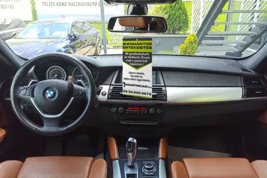 BMW X6 xDrive30d (Automata) Gloss Black+ Egyedi Belső+Ritkaság+ Keveset Futott+ 3X-S GARANCIA!!!