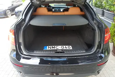 BMW X6 xDrive30d (Automata) Gloss Black+ Egyedi Belső+Ritkaság+ Keveset Futott+ 3X-S GARANCIA!!!