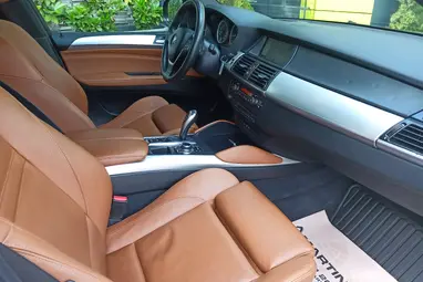 BMW X6 xDrive30d (Automata) Gloss Black+ Egyedi Belső+Ritkaság+ Keveset Futott+ 3X-S GARANCIA!!!