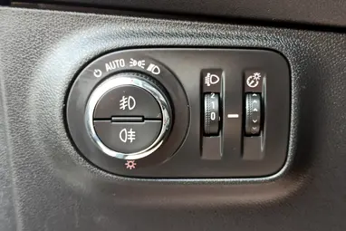 OPEL CORSA E 1.0 T Cosmo Start-Stop Olympic White+Mo.-i 1. Tulaj+ Keveset Futott+Szervizkönyv+3X-S GARANCIA!!!