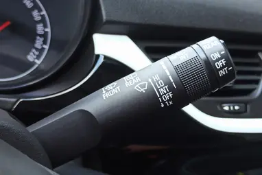 OPEL CORSA E 1.0 T Cosmo Start-Stop Olympic White+Mo.-i 1. Tulaj+ Keveset Futott+Szervizkönyv+3X-S GARANCIA!!!
