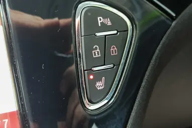OPEL CORSA E 1.0 T Cosmo Start-Stop Olympic White+Mo.-i 1. Tulaj+ Keveset Futott+Szervizkönyv+3X-S GARANCIA!!!
