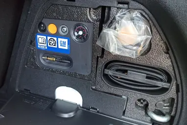 OPEL CORSA E 1.0 T Cosmo Start-Stop Olympic White+Mo.-i 1. Tulaj+ Keveset Futott+Szervizkönyv+3X-S GARANCIA!!!