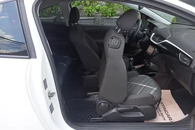 OPEL CORSA E 1.0 T Cosmo Start-Stop Olympic White+Mo.-i 1. Tulaj+ Keveset Futott+Szervizkönyv+3X-S GARANCIA!!!