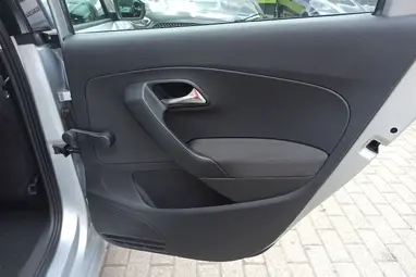 VOLKSWAGEN POLO V 1.2 60 Trendline Reflex Silver Edition +97E.km +Prémium állapot +3X-s Garancia !!