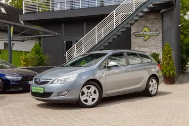 OPEL ASTRA J Sports Tourer 1.7 CDTI Enjoy EcoFLEX +Sovereign Silver Edition +Igényes állapot +3X-s GARANCIA !!