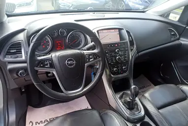 OPEL ASTRA J 1.4 T Cosmo Silver Lake Metallic +Bőr belső +Infinity hangrendszer +3X-s GARANCIA !!