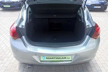 OPEL ASTRA J 1.4 T Cosmo Silver Lake Metallic +Bőr belső +Infinity hangrendszer +3X-s GARANCIA !!