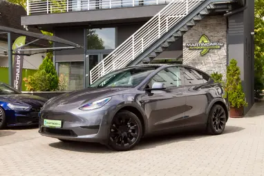 TESLA MODEL Y RWD (Automata) Midnight Silver Metallic+ Tesla szerviztörténettel +Költségmentes +3X-s GARANCIA!!