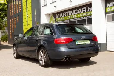 AUDI A4 Avant 2.0 TDI DPF Meteor Grey Metallic +Rozsdamentes +Full Szervíz +Patika Állapot +3X-s GARANCIA!!!