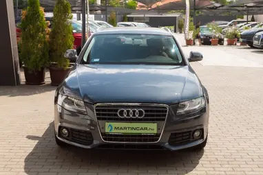 AUDI A4 Avant 2.0 TDI DPF Meteor Grey Metallic +Rozsdamentes +Full Szervíz +Patika Állapot +3X-s GARANCIA!!!