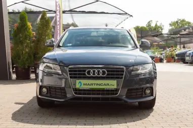 AUDI A4 Avant 2.0 TDI DPF Meteor Grey Metallic +Rozsdamentes +Full Szervíz +Patika Állapot +3X-s GARANCIA!!!