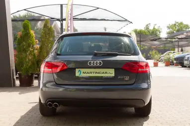 AUDI A4 Avant 2.0 TDI DPF Meteor Grey Metallic +Rozsdamentes +Full Szervíz +Patika Állapot +3X-s GARANCIA!!!