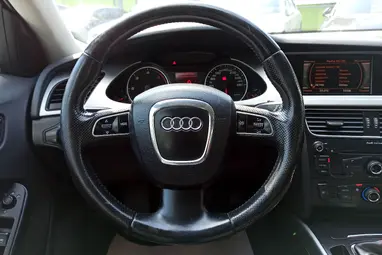 AUDI A4 Avant 2.0 TDI DPF Meteor Grey Metallic +Rozsdamentes +Full Szervíz +Patika Állapot +3X-s GARANCIA!!!