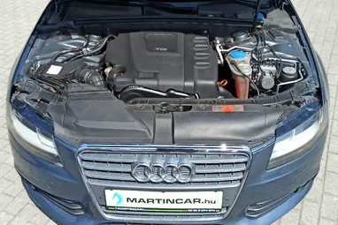 AUDI A4 Avant 2.0 TDI DPF Meteor Grey Metallic +Rozsdamentes +Full Szervíz +Patika Állapot +3X-s GARANCIA!!!