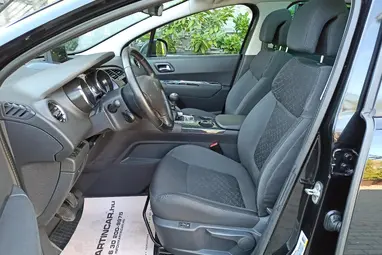 PEUGEOT 3008 1.6 HDi Style Prémium Facelift +Black Pearl +Panoráma +Igényes állapot +3X-s GARANCIA !!