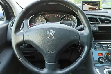 PEUGEOT 3008 1.6 HDi Style Prémium Facelift +Black Pearl +Panoráma +Igényes állapot +3X-s GARANCIA !!