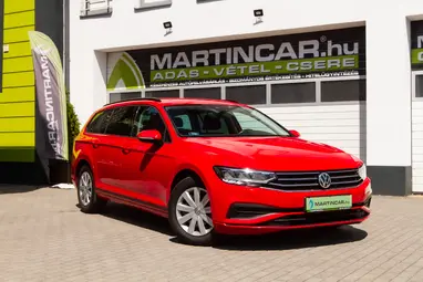 VOLKSWAGEN PASSAT VIII Variant 2.0 TDI BMT SCR Comfortline DSG7 Tornado Red+Mo-i 1- tulaj+ Végig Vez. Szervíz+Kítűnő Állapot+ 3X-s GARANCIA!!!