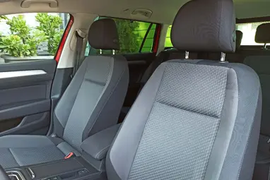 VOLKSWAGEN PASSAT VIII Variant 2.0 TDI BMT SCR Comfortline DSG7 Tornado Red+Mo-i 1- tulaj+ Végig Vez. Szervíz+Kítűnő Állapot+ 3X-s GARANCIA!!!