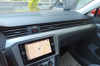 VOLKSWAGEN PASSAT VIII Variant 2.0 TDI BMT SCR Comfortline DSG7 Tornado Red+Mo-i 1- tulaj+ Végig Vez. Szervíz+Kítűnő Állapot+ 3X-s GARANCIA!!!