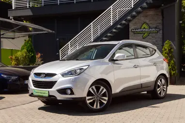 HYUNDAI IX35 2.0 CRDi HP Style 4WD (Automata) Sleek Silver Metallic+ Összkerék+ Jól Felszerelt+ Kevés Km+ 3X-s GARANCIA!!!