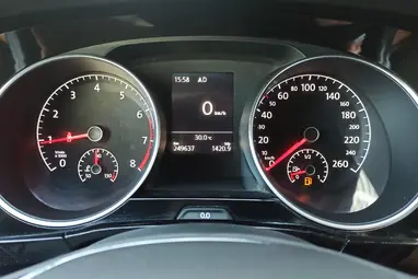 VOLKSWAGEN TOURAN 1.4 TSI BMT Comfortline [7 személy] Urano Grey +ÚJ SZÍJAS TSI +Prémium állapot +3X-s Garancia !!