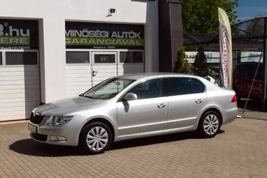 SKODA SUPERB 1.9 PD TDi Ambition GreenLINE Edition +Brilliant Silver +Ritka Prémium állapot +3X-s GARANCIA !!