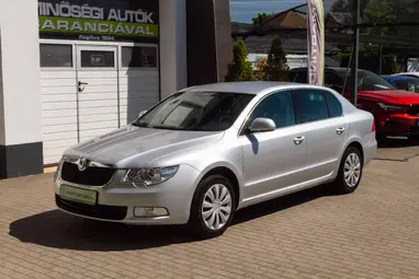 SKODA SUPERB 1.9 PD TDi Ambition GreenLINE Edition +Brilliant Silver +Ritka Prémium állapot +3X-s GARANCIA !!