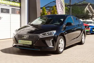 HYUNDAI IONIQ hybrid 1.6 GDi Comfort DCT Phantom Black Metallic +Vezetett Szervizkönyv +Jól felszerelt +3X-s GARANCIA !!