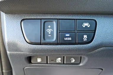 HYUNDAI IONIQ hybrid 1.6 GDi Comfort DCT Phantom Black Metallic +Vezetett Szervizkönyv +Jól felszerelt +3X-s GARANCIA !!