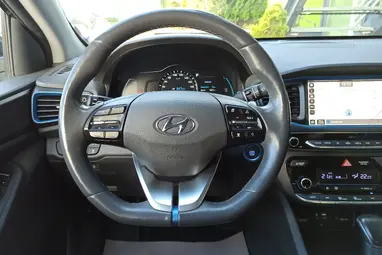 HYUNDAI IONIQ hybrid 1.6 GDi Comfort DCT Phantom Black Metallic +Vezetett Szervizkönyv +Jól felszerelt +3X-s GARANCIA !!